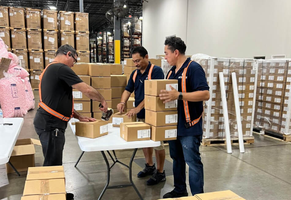 Seamless Domestic eCommerce